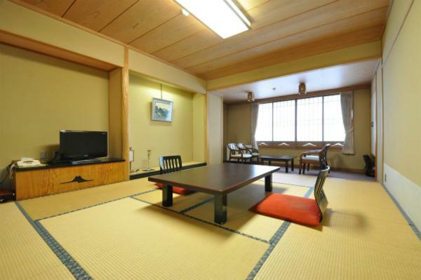 Hotel Nishiki-No-Yu Jimotoya à Matsumoto Extérieur photo